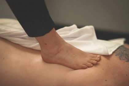 Ashiatsu technique using the foot